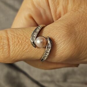 Pink pearl ring